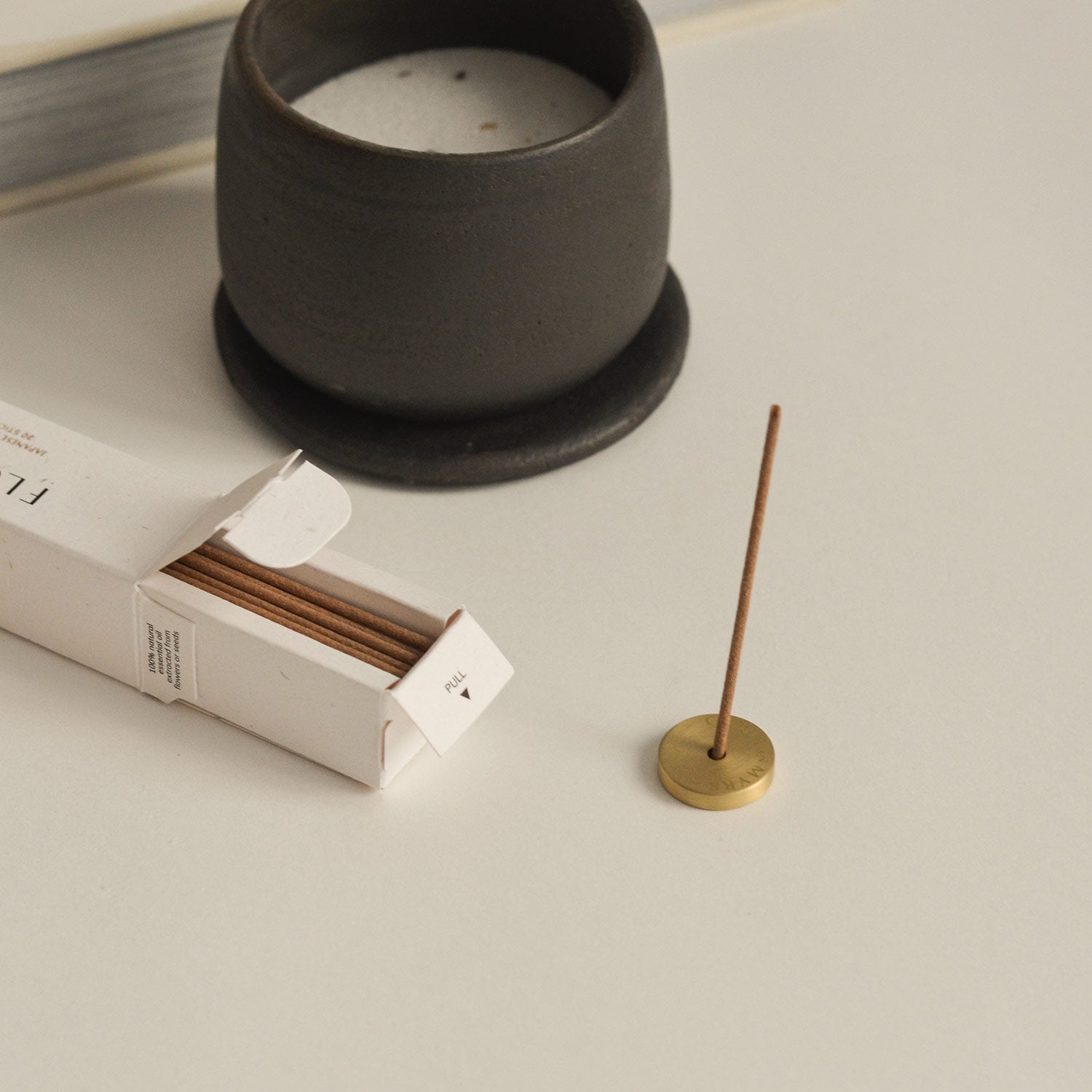 Lotus Japanese Incense Stick Set – 30 Sticks