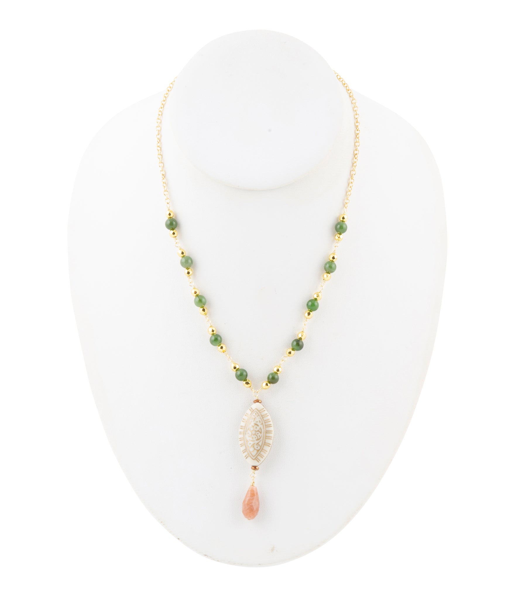 Green Jade and White Golden Pendant Necklace