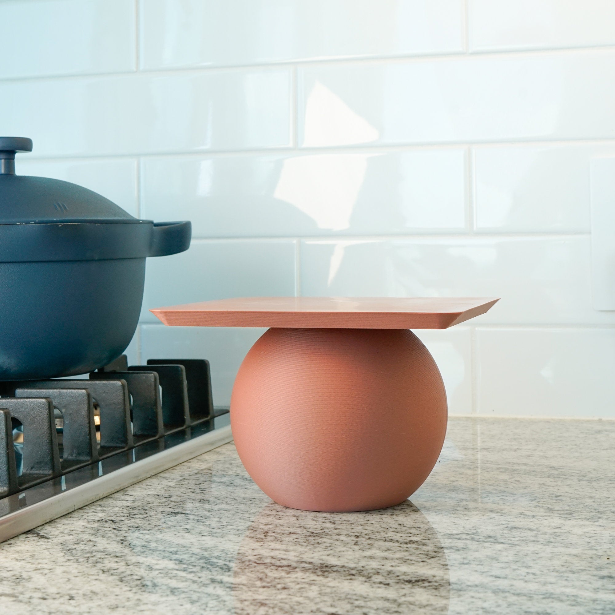 BALL Unique Plant Stand